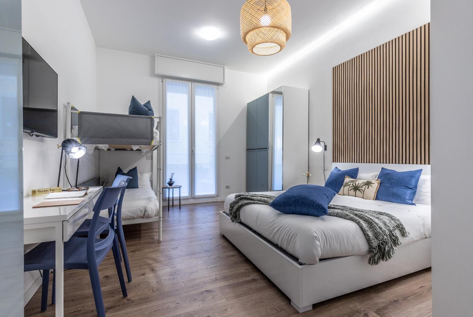 Stayeasy Quadronno33 - 3 Bedrooms, 2 Baths - Duomo Walking Distance Milaan