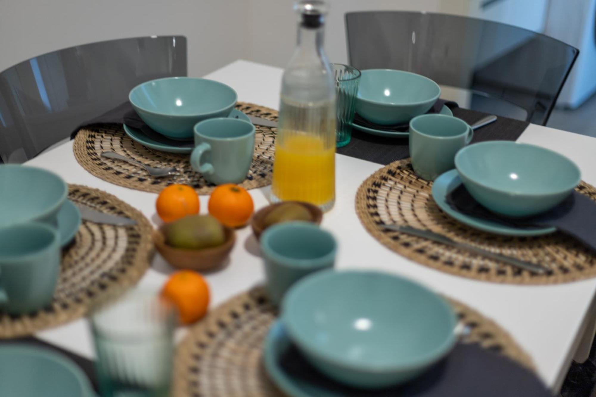 Stayeasy Quadronno33 - 3 Bedrooms, 2 Baths - Duomo Walking Distance * Milaan